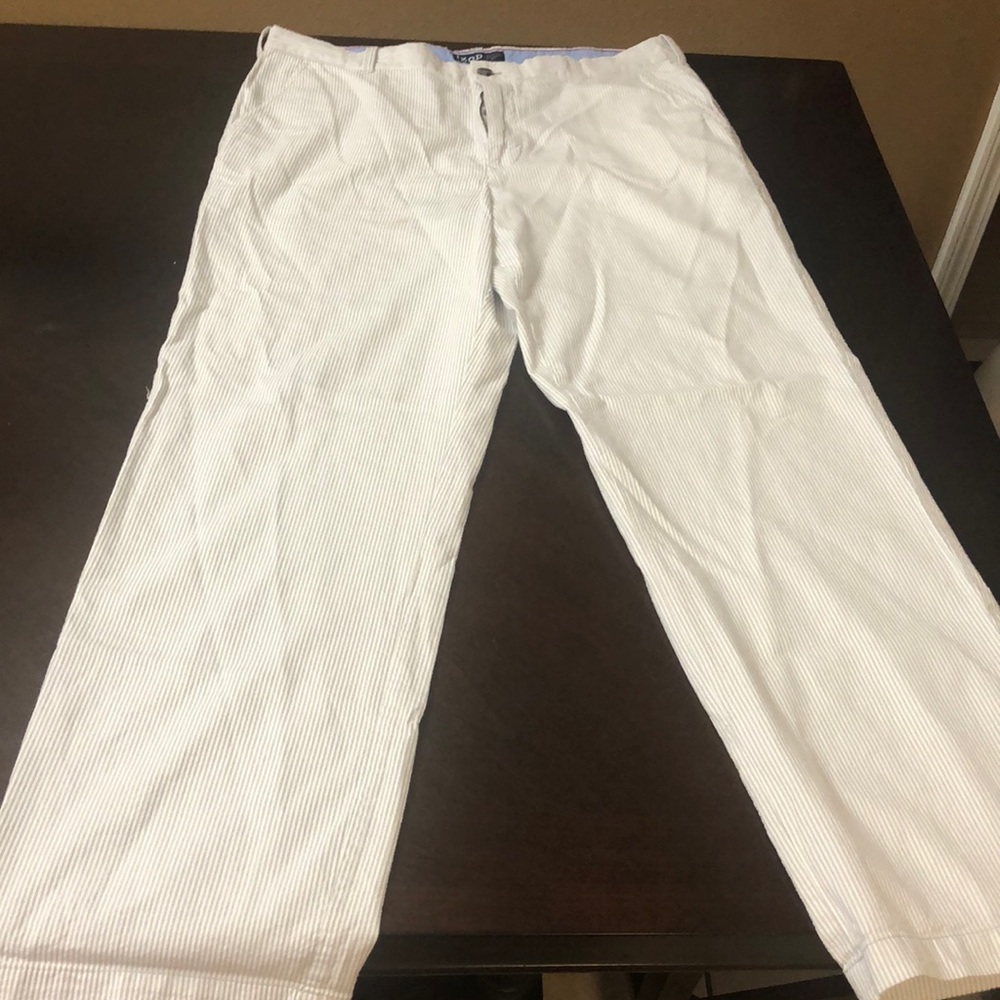 Men’s IZOD seersucker pants